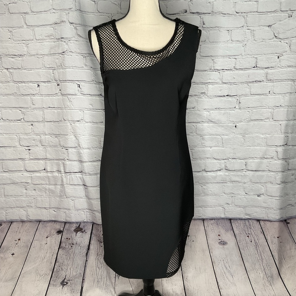 Cartise Black Sleeveless Shift Dress with Mesh Accent 8